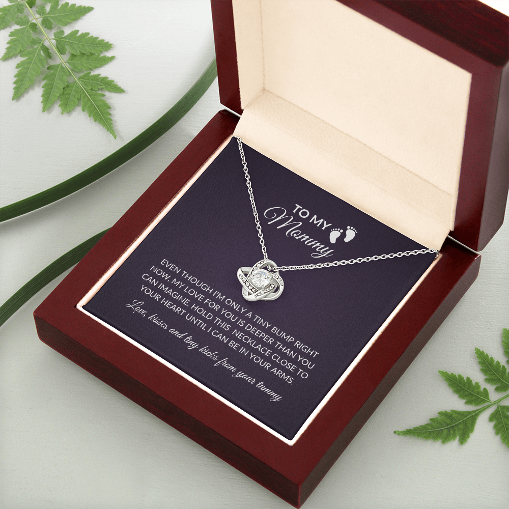 gold necklace luxury box for mom to be 
